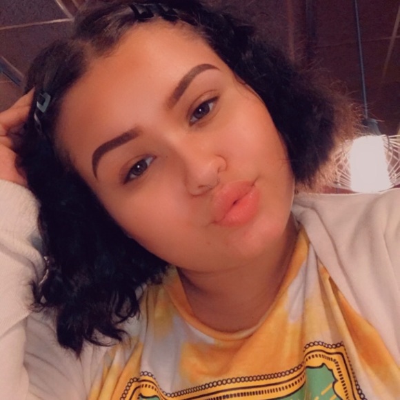 Meet your Posher, Rayleigh - Picture 1 of 1